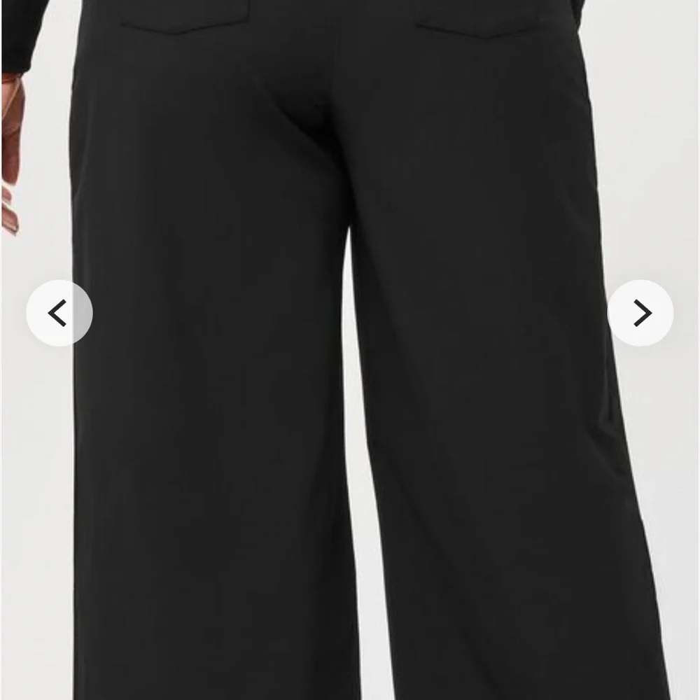 Figs! Wide legged. Pleated. New with tags. Too big for me. Never worn. XL- Long - Picture 3 of 4